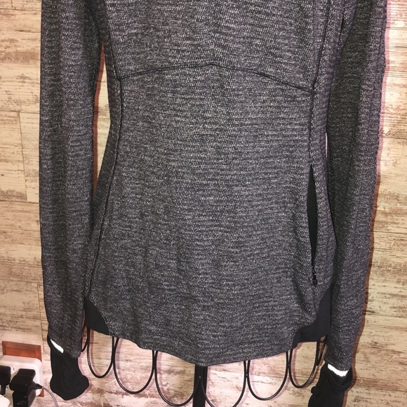 LULULEMON ATHLETICA 2/3 Zip Pullover Gray sweatshirt athletic wear thumb holes - Picture 3 of 10